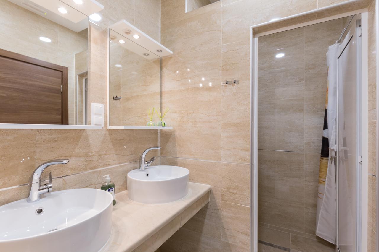 Hostel Free Bird (Adults Only) Dubrovnik Ngoại thất bức ảnh
