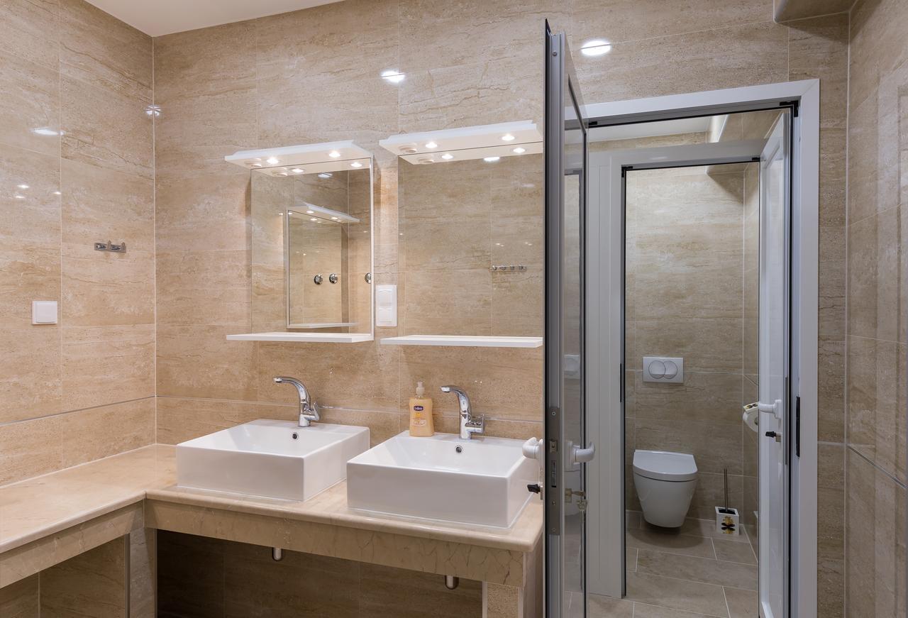 Hostel Free Bird (Adults Only) Dubrovnik Ngoại thất bức ảnh